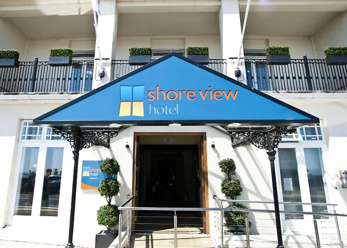 Pet Friendly hotel: Shore View Hotel